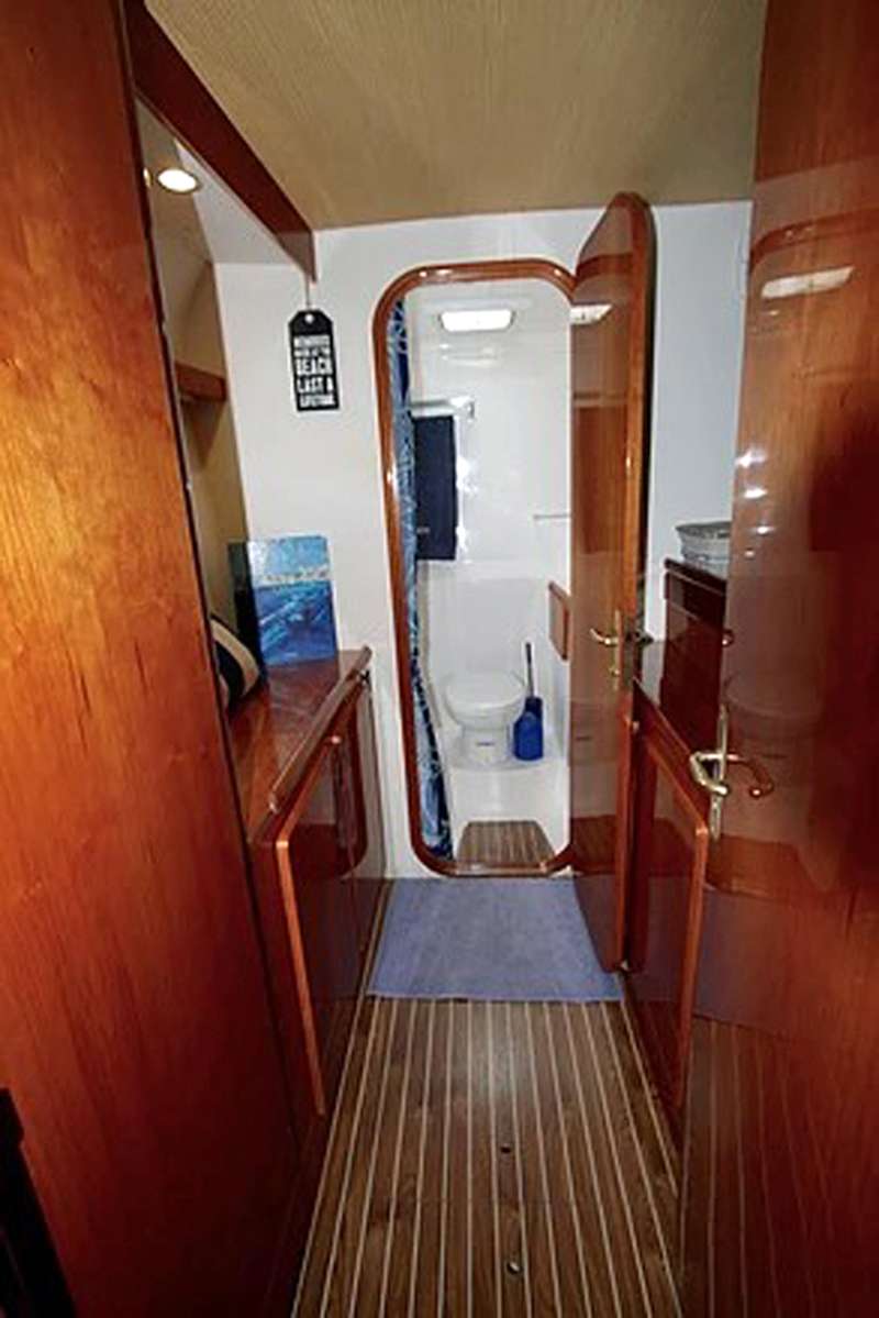 Privilege 465 Catamaran Interior