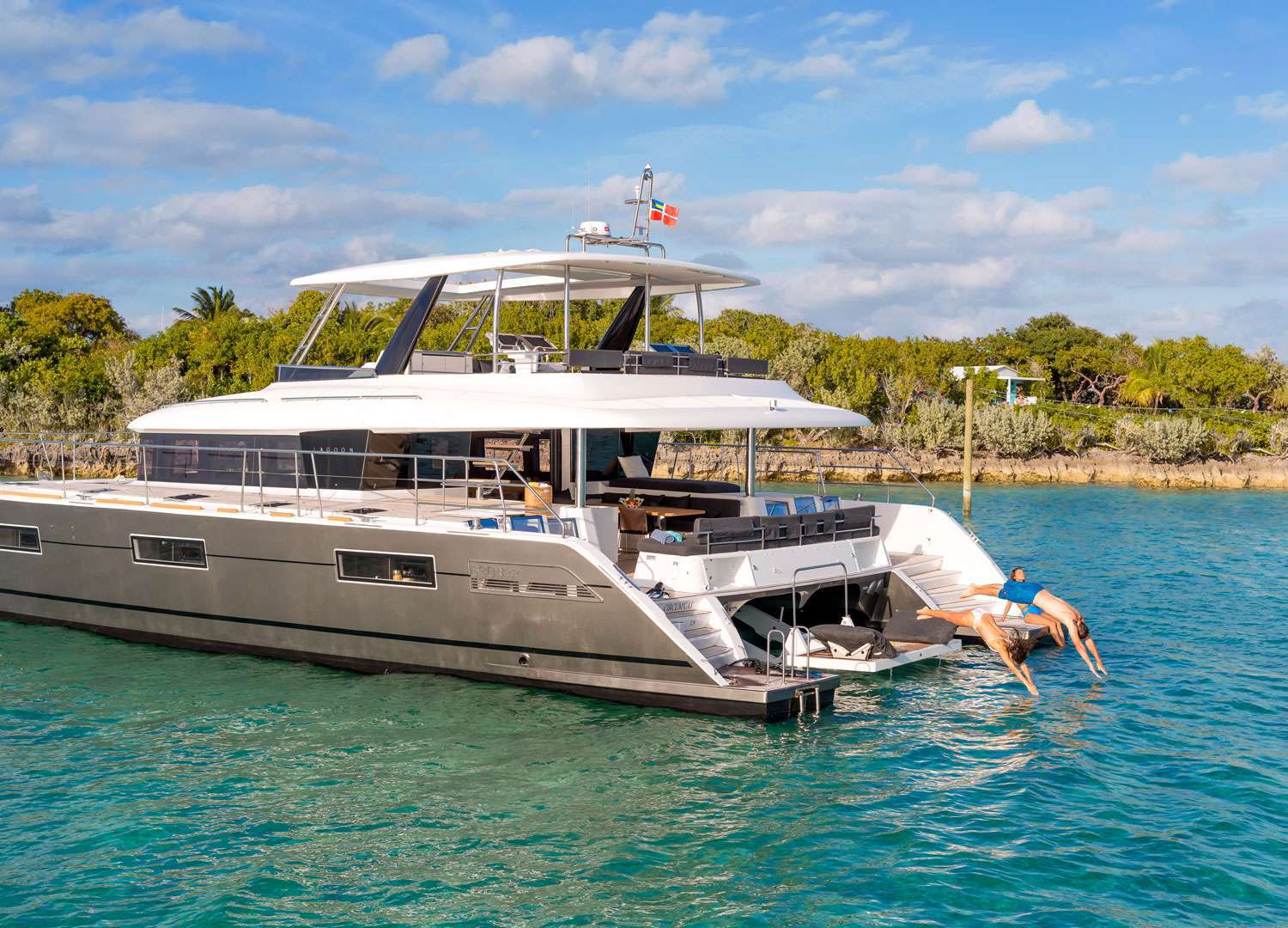 lagoon 62 luxury charter 'Ultra' Exterior