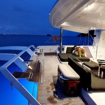 Lagoon 52 luxury yacht Interior