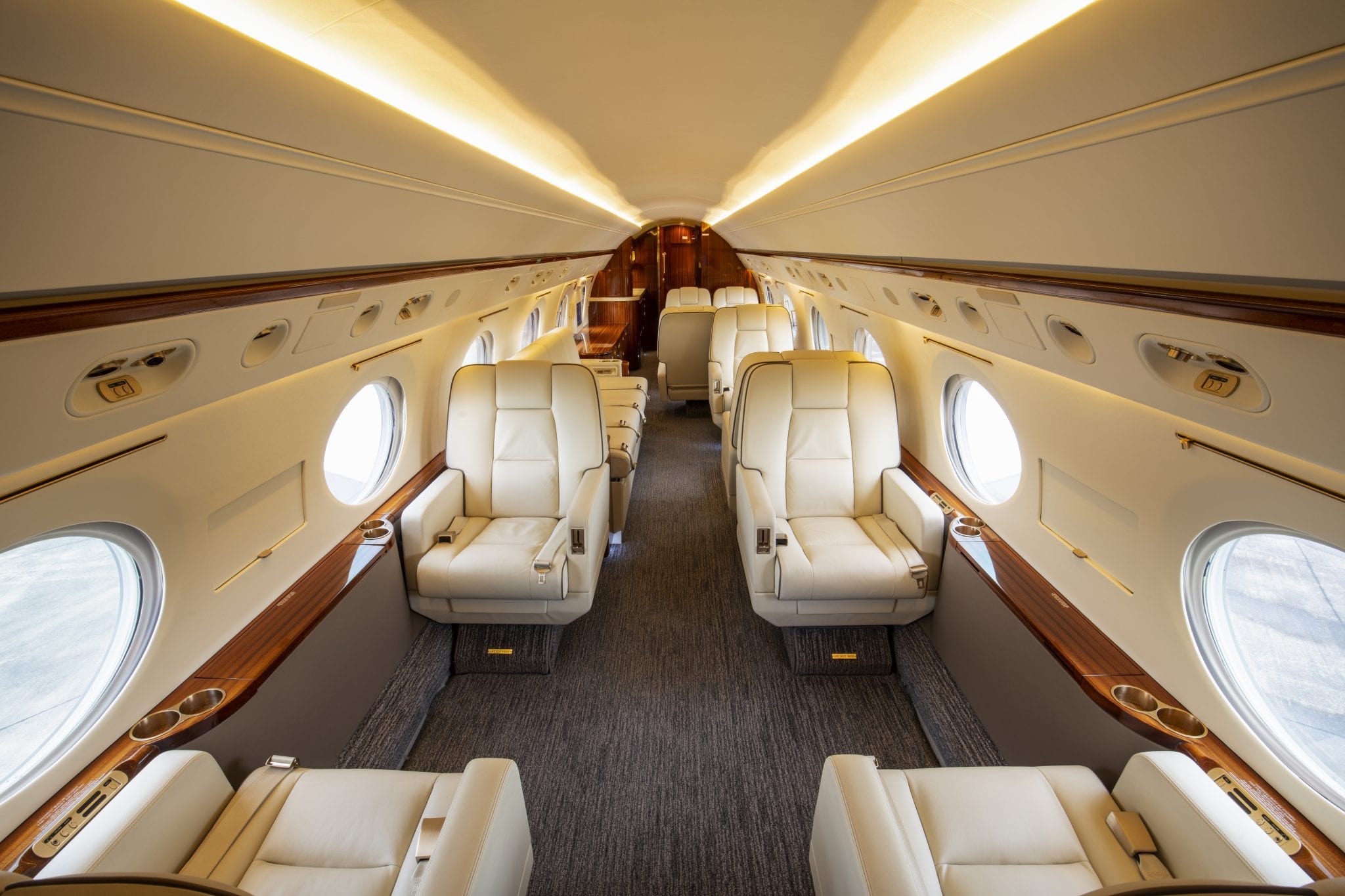 private-jet-aircraft-charters-with-horizon-yacht-charters